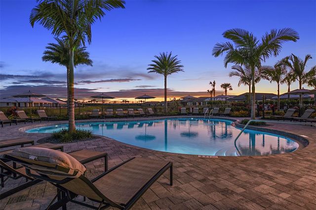 4052 SANTA CATERINA BOULEVARD 102, Bradenton, FL 34211
