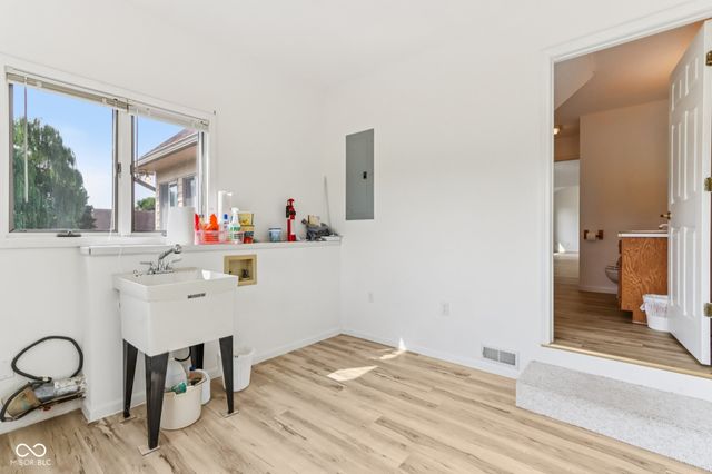 2002 Kerri Lynn Lane, Kokomo, IN 46902