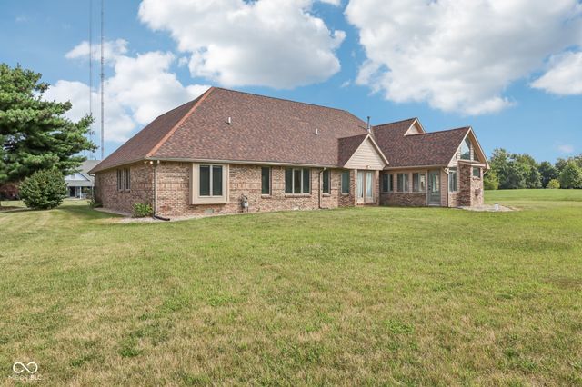 2002 Kerri Lynn Lane, Kokomo, IN 46902