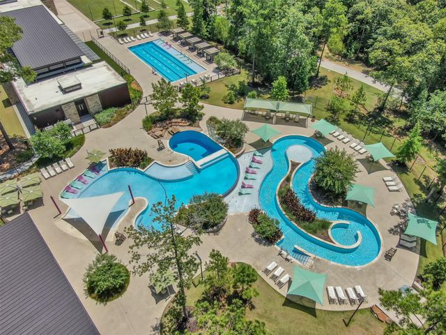 359 Calmato Woods Way, Conroe, TX 77318