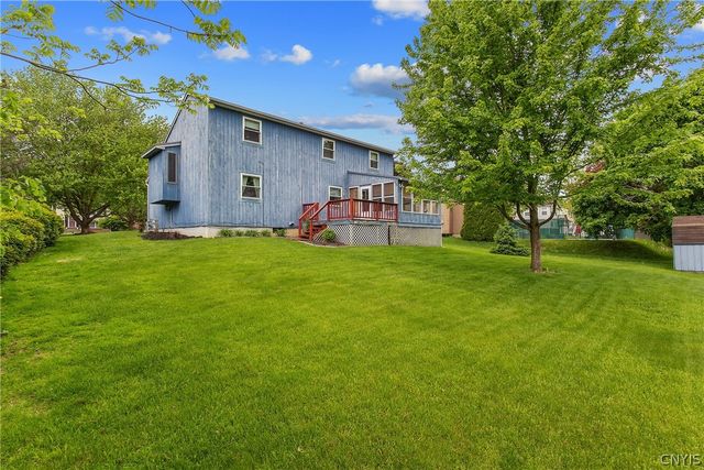 14 Braeside Road, Lysander, NY 13027