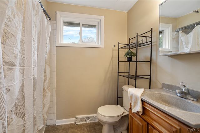 205 Crehange Street 7, Syracuse, NY 13205