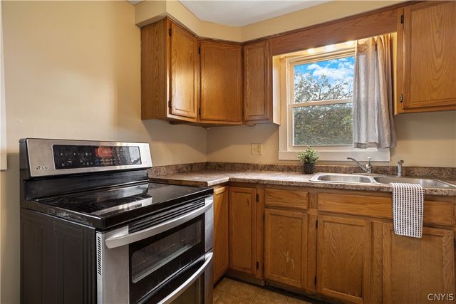 205 Crehange Street 7, Syracuse, NY 13205