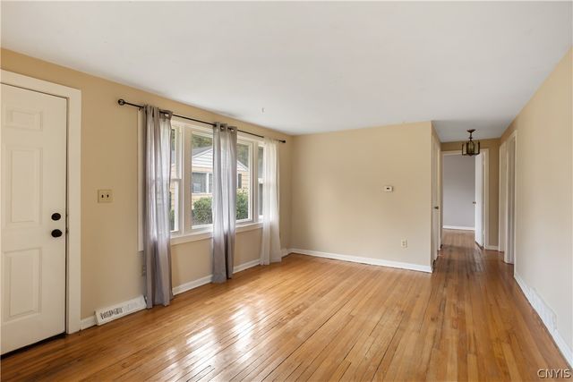 205 Crehange Street 7, Syracuse, NY 13205