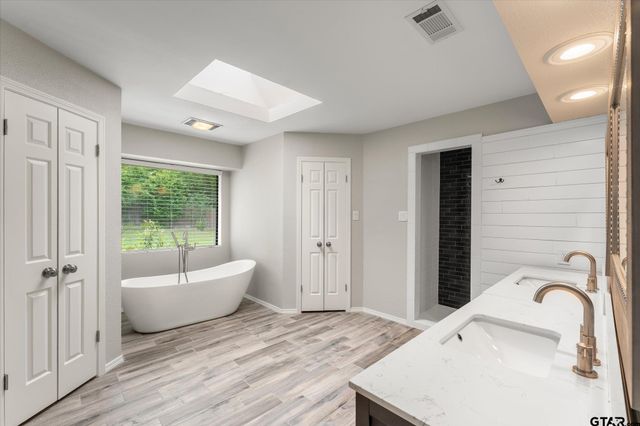 4509 Lakeside Drive, Mt Pleasant, TX 75455
