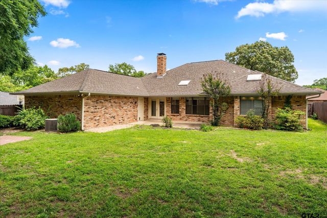 4509 Lakeside Drive, Mt Pleasant, TX 75455