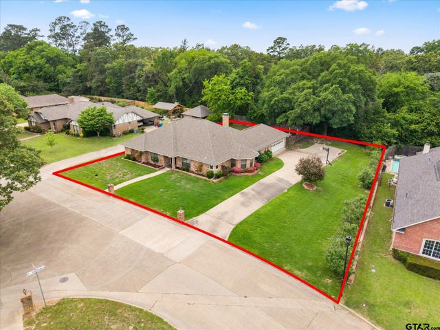 4509 Lakeside Drive, Mt Pleasant, TX 75455