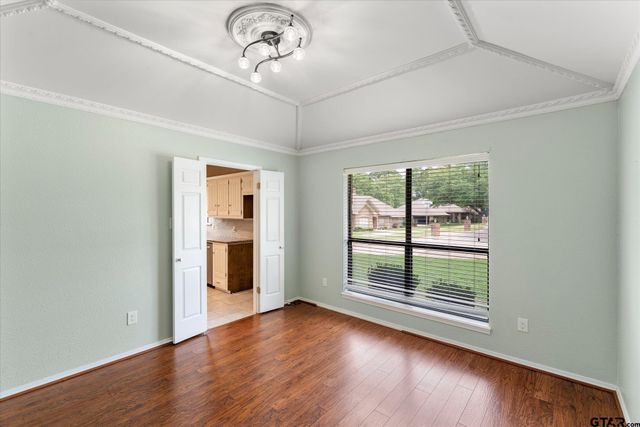 4509 Lakeside Drive, Mt Pleasant, TX 75455