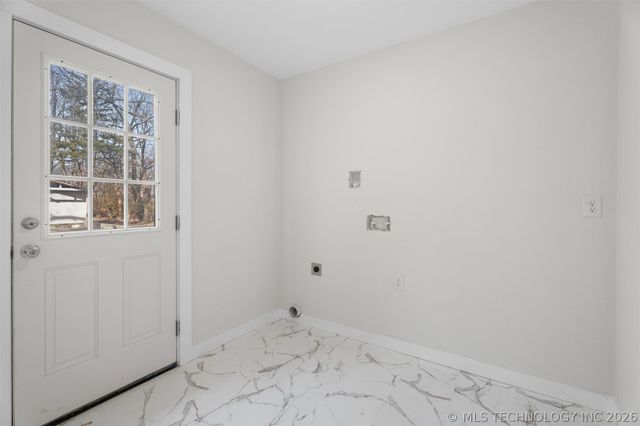 1625 East Drive, Bartlesville, OK 74006