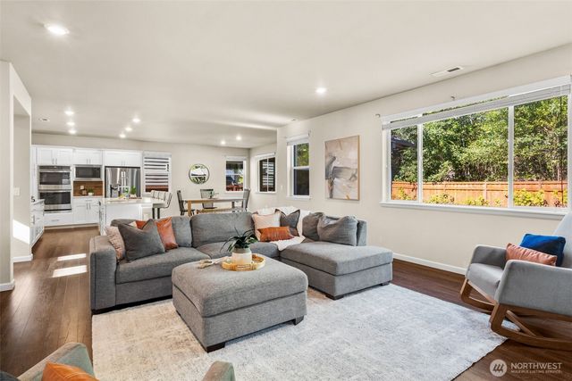 13264 178th Avenue Ct E, Bonney Lake, WA 98391