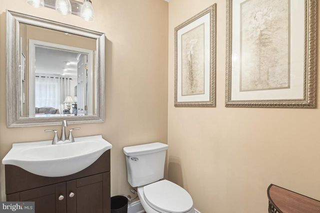 203 PRAIRIE CT, Quakertown, PA 18951