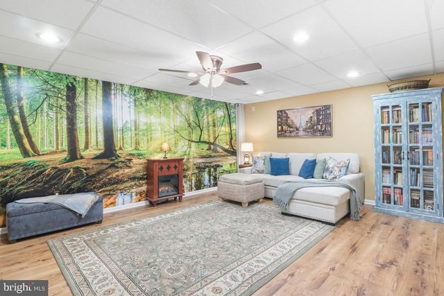 203 PRAIRIE CT, Quakertown, PA 18951