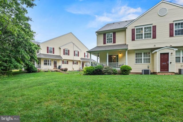 203 PRAIRIE CT, Quakertown, PA 18951