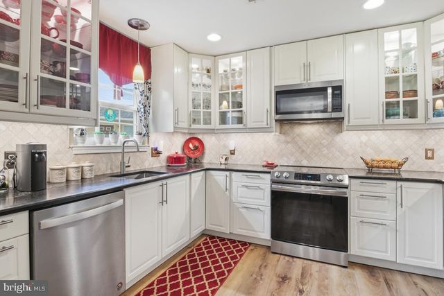 203 PRAIRIE CT, Quakertown, PA 18951
