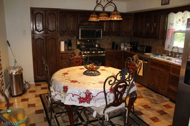 37 Center Grove Rd, Randolph Twp., NJ 07869