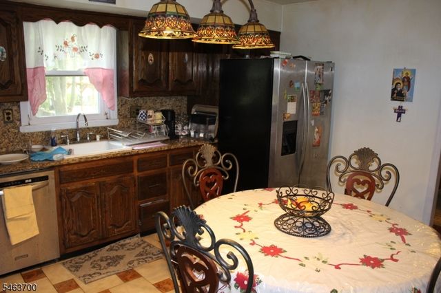 37 Center Grove Rd, Randolph Twp., NJ 07869
