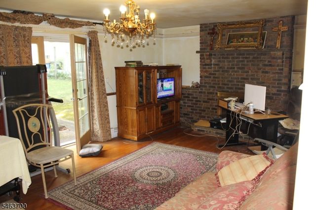 37 Center Grove Rd, Randolph Twp., NJ 07869