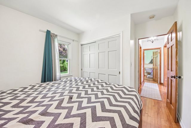 117 E 55th Street, Westmont, IL 60559