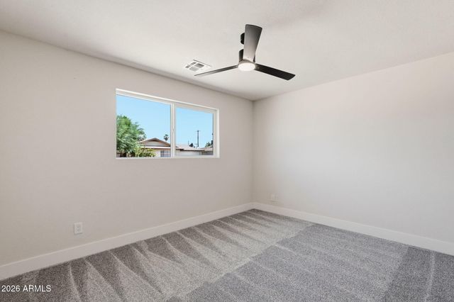 2617 W LAWRENCE Road, Phoenix, AZ 85017