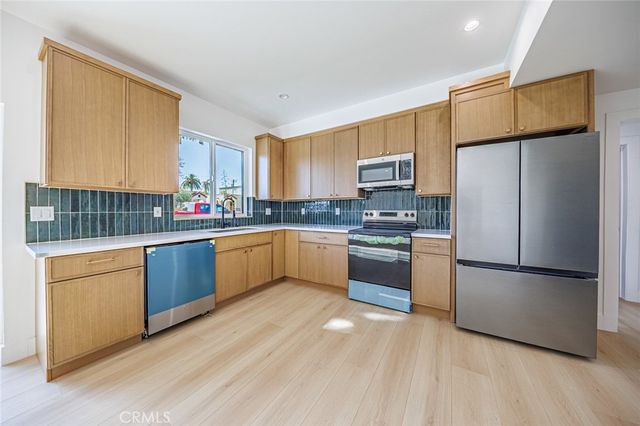 2938 S Sycamore Avenue 2, Los Angeles, CA 90016