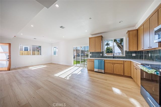 2938 S Sycamore Avenue 2, Los Angeles, CA 90016