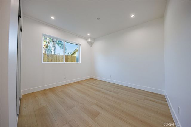 2938 S Sycamore Avenue 2, Los Angeles, CA 90016