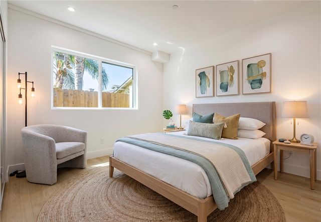 2938 S Sycamore Avenue 2, Los Angeles, CA 90016
