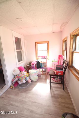 1906 Campbell Avenue, Schenectady, NY 12306
