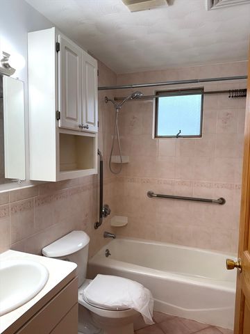 21-23 Rendall Place 2, Melrose, MA 02176