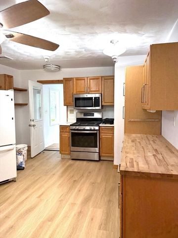 21-23 Rendall Place 2, Melrose, MA 02176