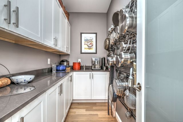 3 Francis Street, Milford, CT 06460