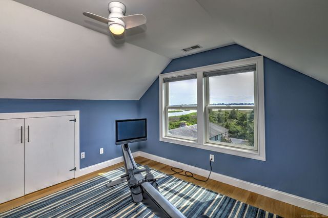 3 Francis Street, Milford, CT 06460