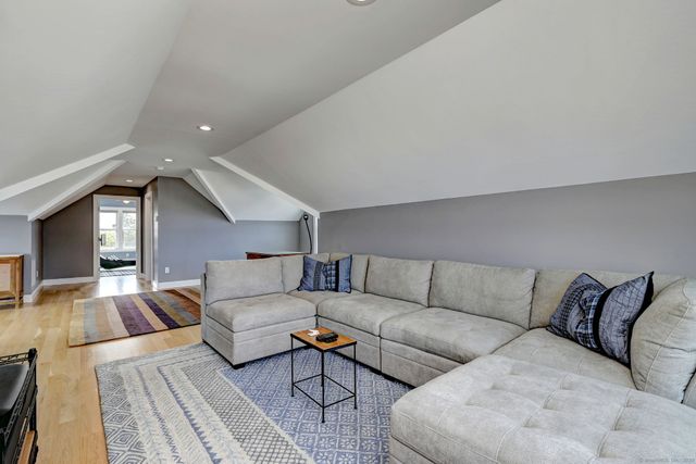 3 Francis Street, Milford, CT 06460