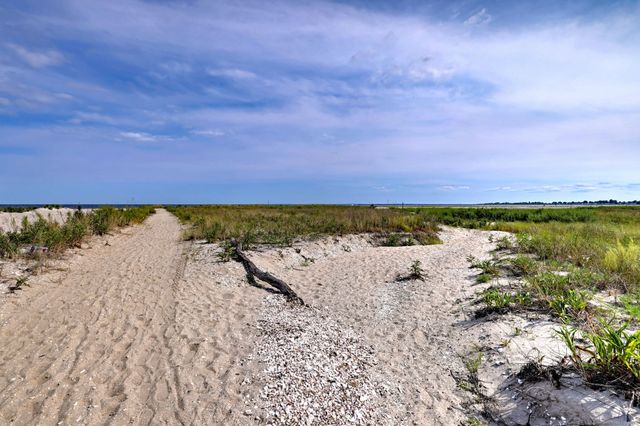 3 Francis Street, Milford, CT 06460