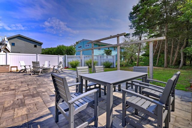 3 Francis Street, Milford, CT 06460