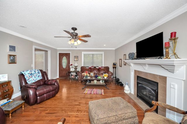 29636 Veto Rd, Elkmont, AL 35620