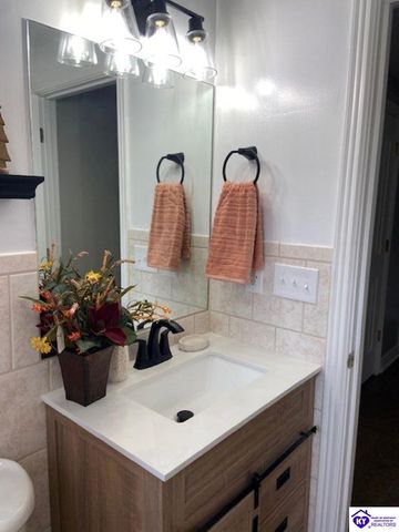 601 Clifford Drive, Elizabethtown, KY 42701