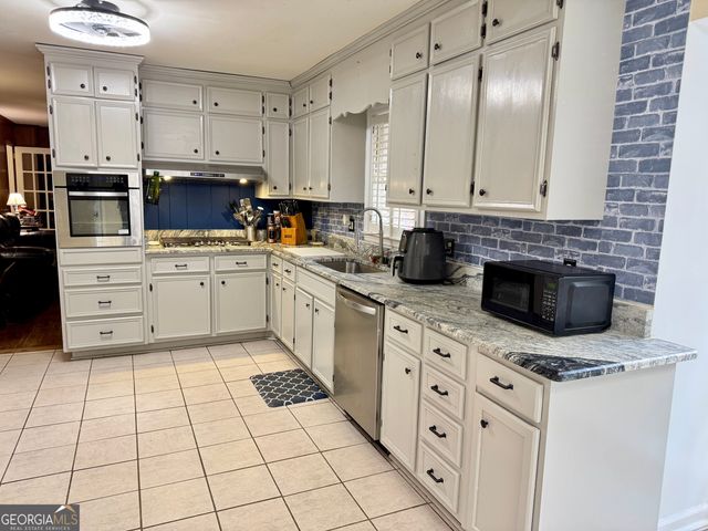 1643 Wesleyan Hills Drive, Macon, GA 31210