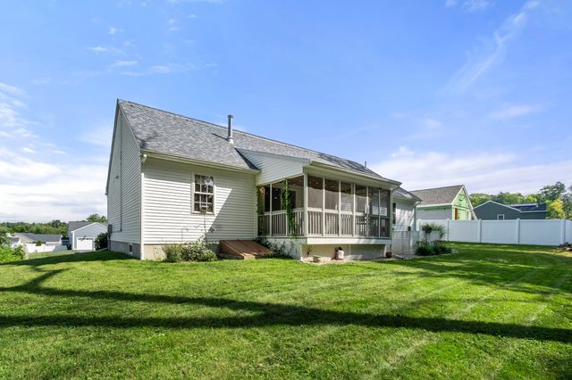 42 Highfield Drive, Southbridge, MA 01550