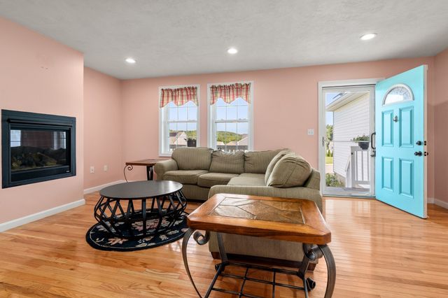 42 Highfield Drive, Southbridge, MA 01550