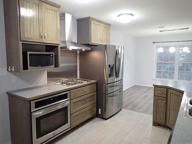 125 Shore Acres Drive, Hot Springs, AR 71913