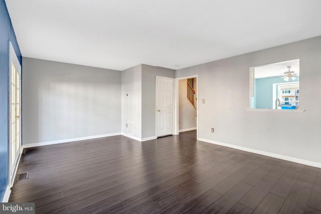 14716 GROBIE POND LN, Centreville, VA 20120
