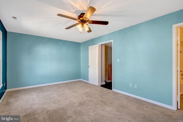 14716 GROBIE POND LN, Centreville, VA 20120
