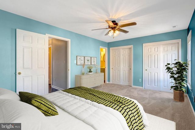 14716 GROBIE POND LN, Centreville, VA 20120