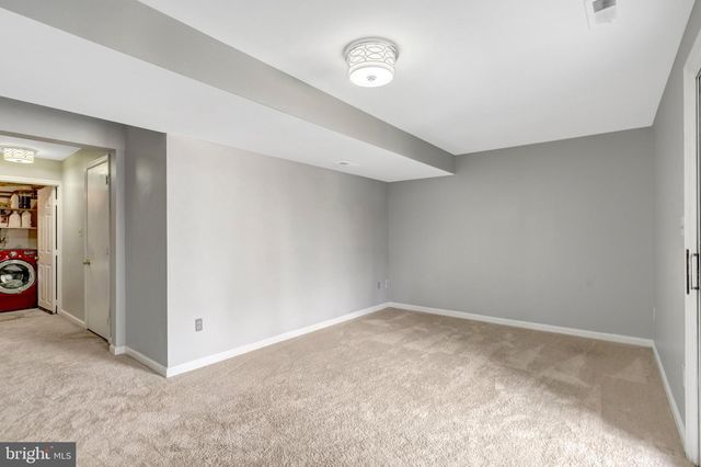 14716 GROBIE POND LN, Centreville, VA 20120