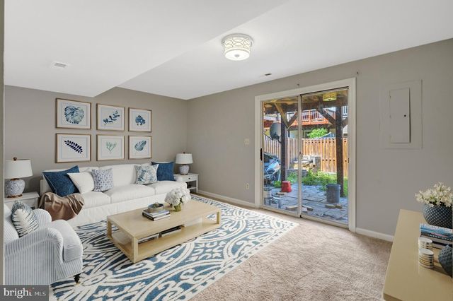 14716 GROBIE POND LN, Centreville, VA 20120