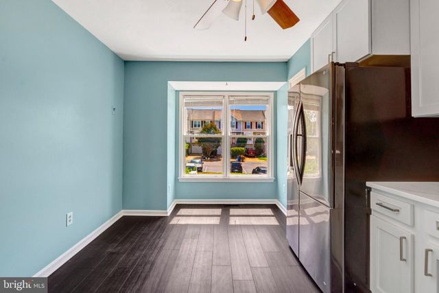 14716 GROBIE POND LN, Centreville, VA 20120