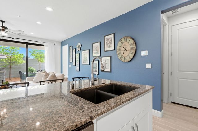 4432 S University Street, Visalia, CA 93277