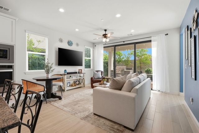 4432 S University Street, Visalia, CA 93277