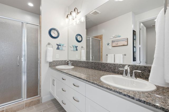 4432 S University Street, Visalia, CA 93277